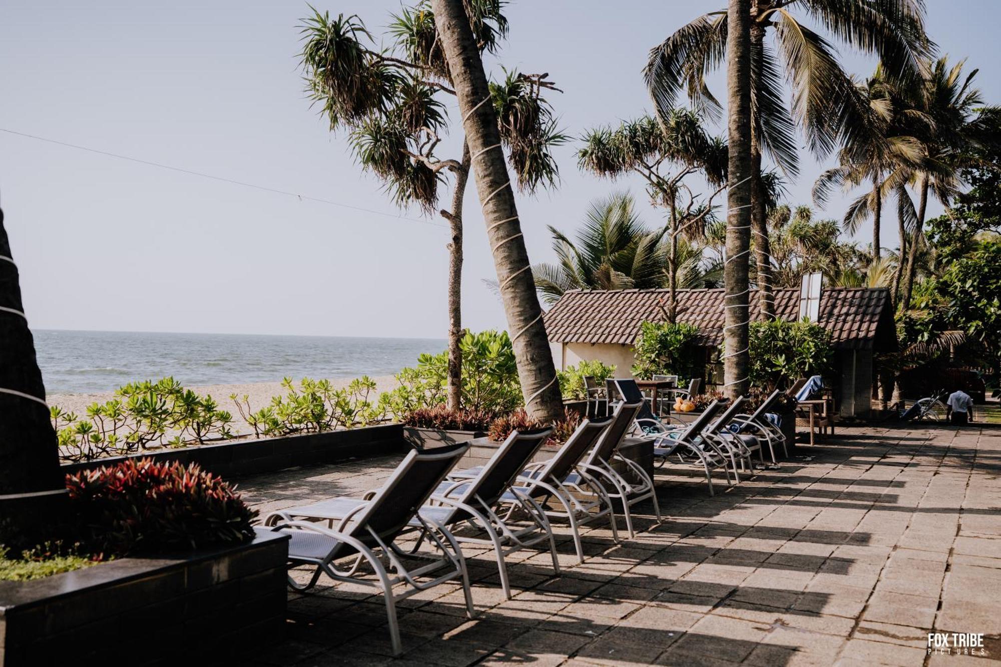 Earl'S Regent Negombo Hotell Exteriör bild